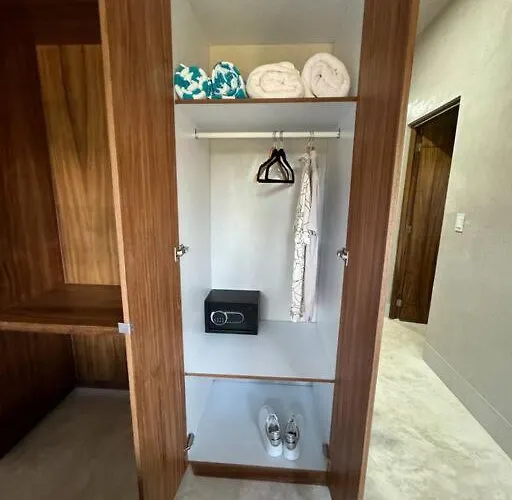 Jungle Ph Private Rooftop & Plunge Pool Ac Wifi